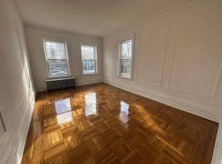 75 Grove St #N43, Montclair, NJ 07042