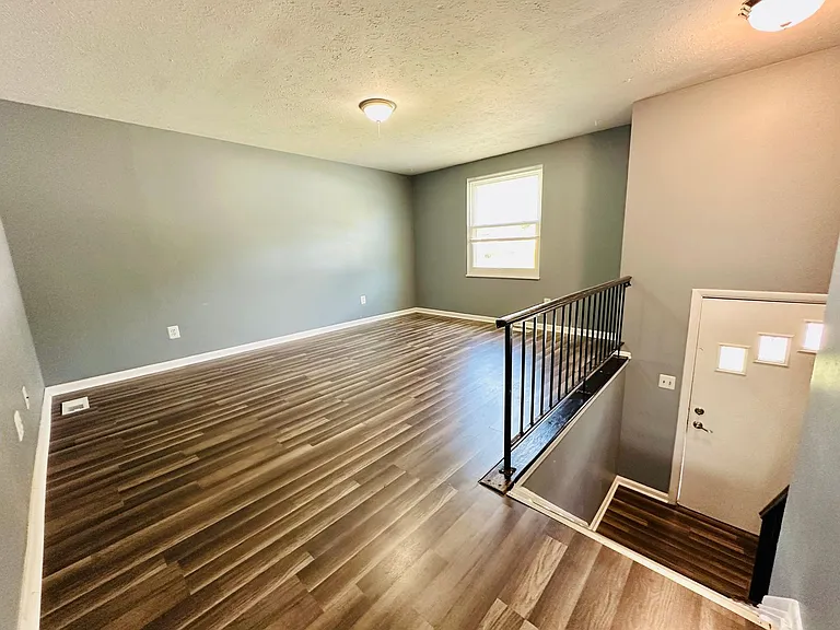 8507 Bost Ln — Photo 3