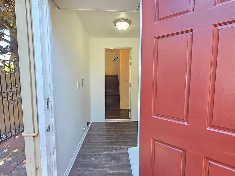5432 Woodlake Ave N — Photo 8