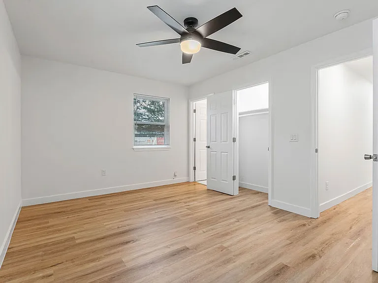 2411 W Megan Dr — Photo 20