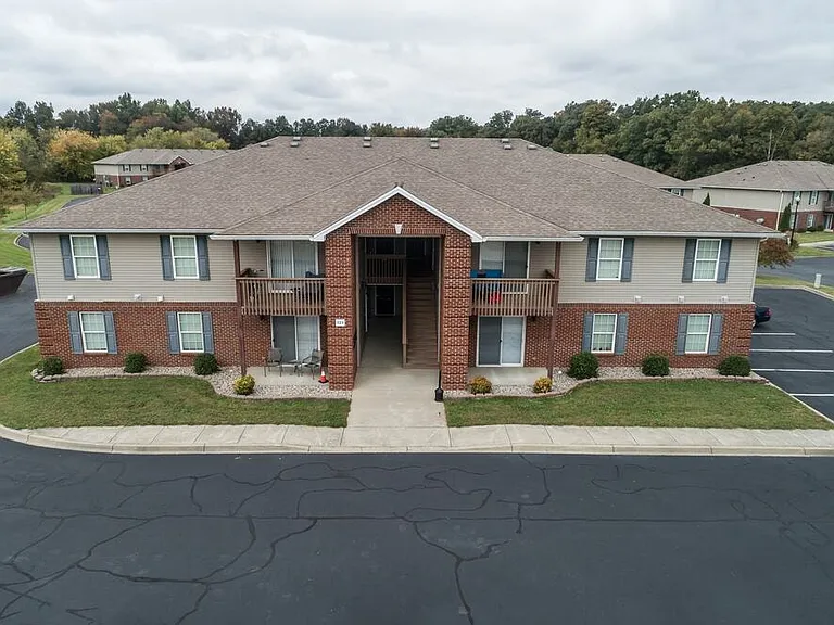 Polo Springs Apartments — Photo 24