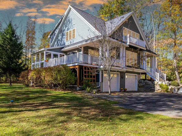 7 Heron Way, Stratham, NH 03885