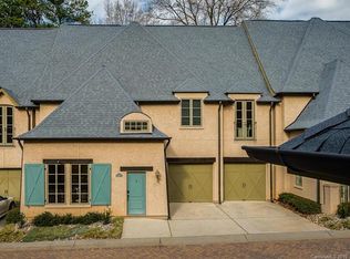 8823 Provence Village Ln, Charlotte, NC 28226