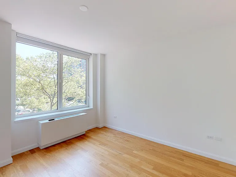 795 Columbus Ave #4G — Photo 5