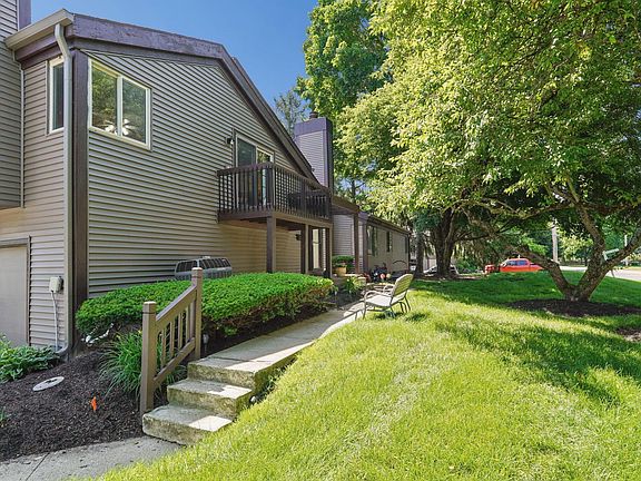3rd image of 5643 Blendon Valley Dr