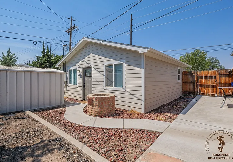 101 Elm Ave #B — Photo 1