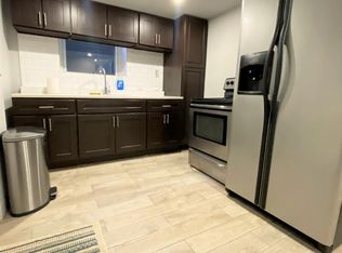 12 Larkspur Ln, Yonkers, NY 10704