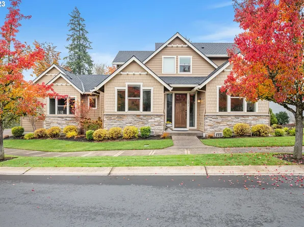 1271 SW Forest Glen Dr, McMinnville, OR 97128