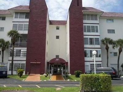 4851 NW 21st St APT 101, Lauderhill, FL, 33313