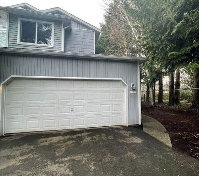 1st image of 21403-21515 12th Ave S #4D