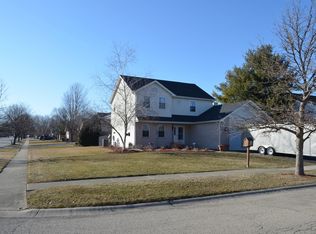 203 Fox Chase Dr N, Oswego, IL 60543