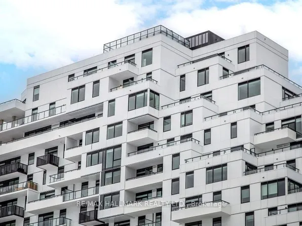 1050 Eastern Ave #823, Toronto, ON M4L 0B7