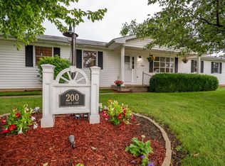 200 Topaz Ln, Washington Court House, OH 43160