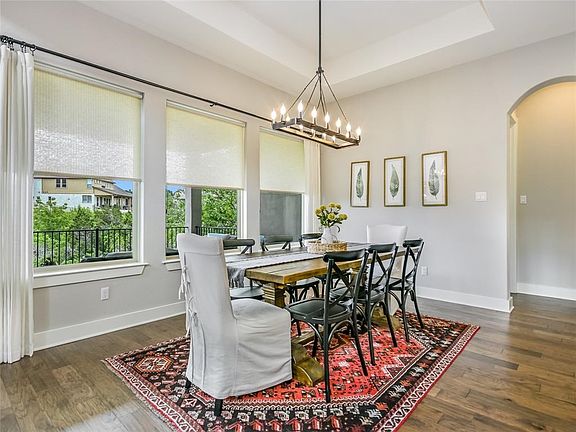 3rd image of 211 Grant Cannon Ln