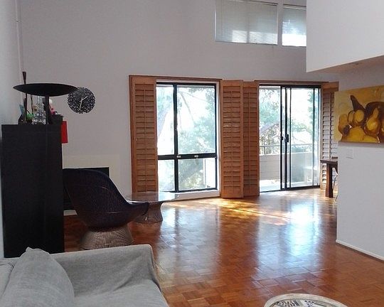 2nd image of 13331 Moorpark St APT 349