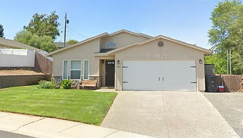 6802 Easy St Photo 1