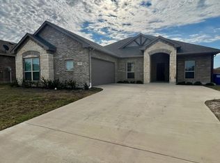310 Stefani Dr, Red Oak, TX 75154