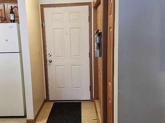 5th image of 231 Creekside Dr