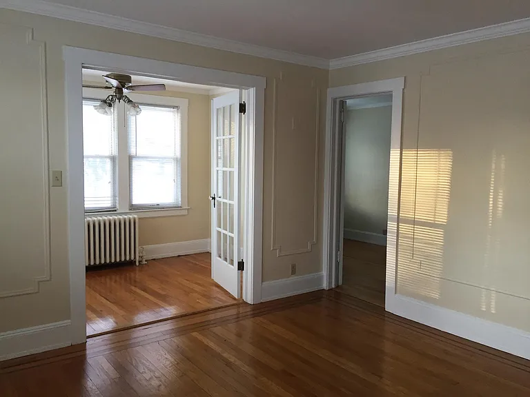 186 Seminary Ave #3 — Photo 3