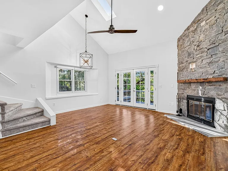 138 River Breeze Dr — Photo 15
