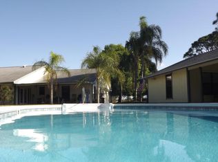 8606 SW Perry Ln, Stuart, FL 34997