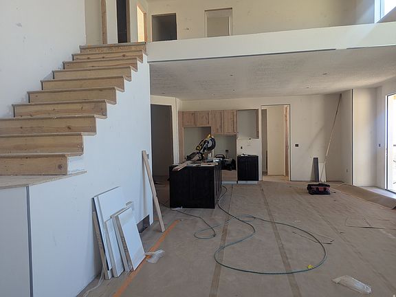 4th image of 965 E Shilow Rd #112