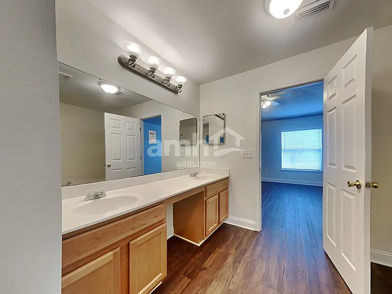 9140 Raptor Dr — Photo 12