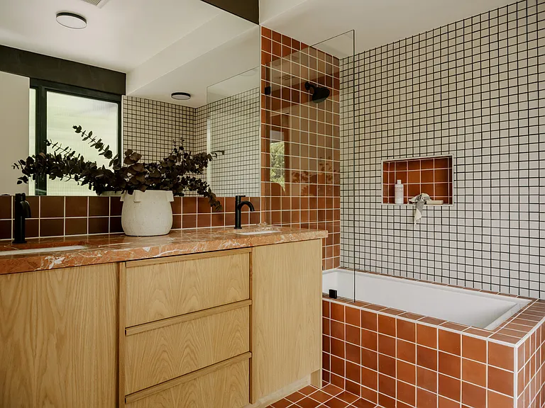 5649 Valley Oak Dr — Photo 23