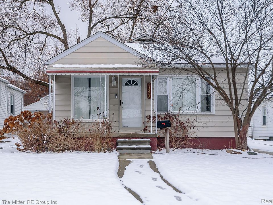 1st image of 21328 Audette St