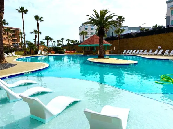 9520 Seawall Blvd APT 121, Galveston, TX 77554