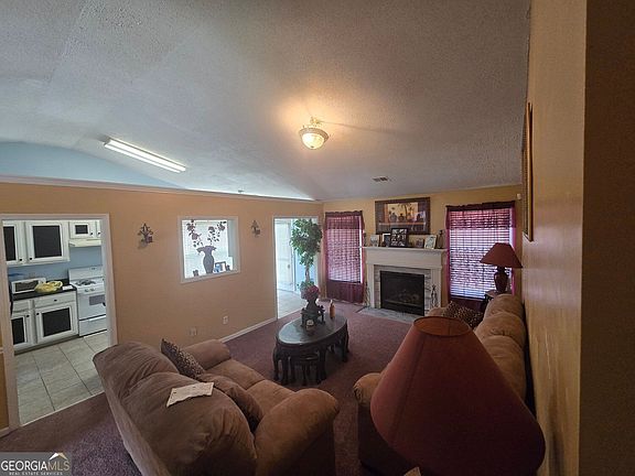 3rd image of 5937 Sugarmaple Ct