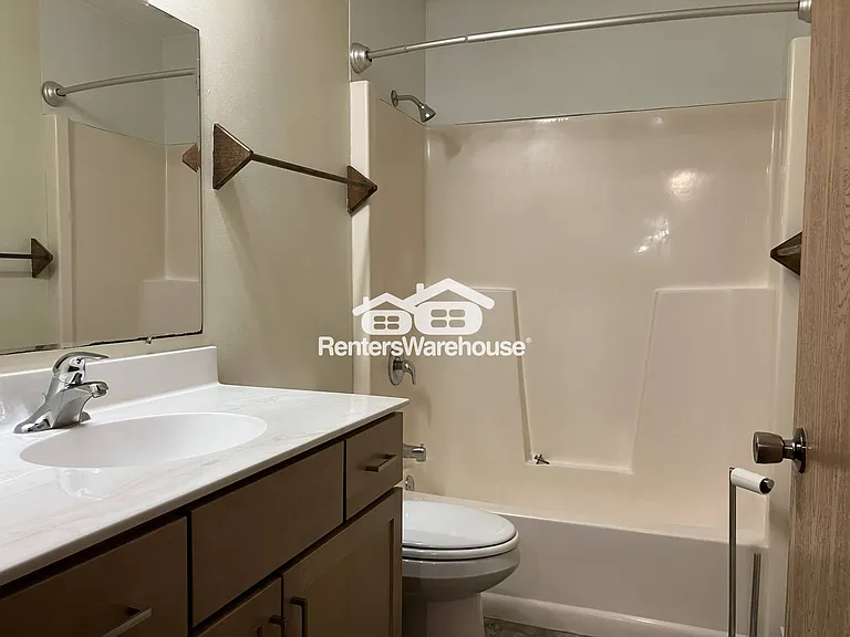 2706 Bongey Dr #1 — Photo 6