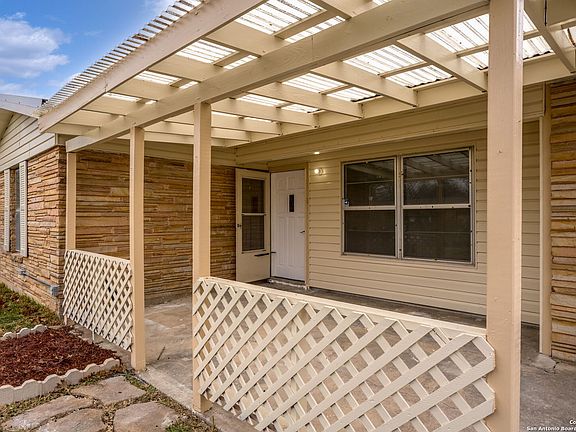 4th image of 217 TRUDY LN