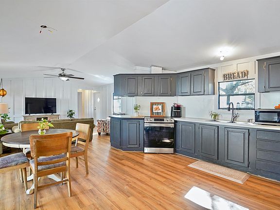 12th image of this home