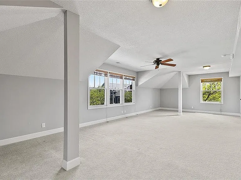 7925 N Lane Ave — Photo 41