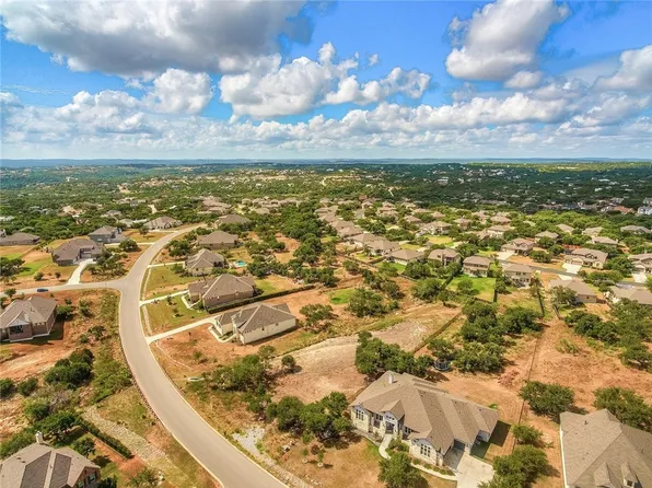 9600 Stratus Dr, Dripping Springs, TX 78620