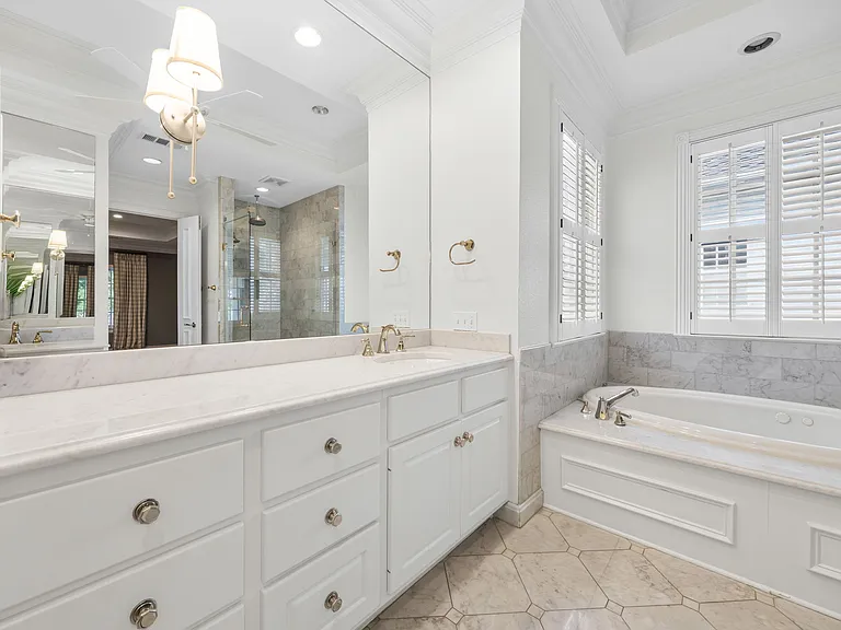 3817 Bryn Mawr Dr — Photo 20