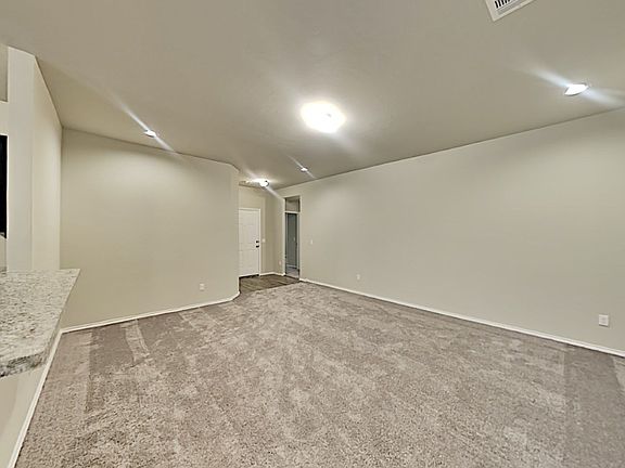 5th image of 1805 Sloane Dr