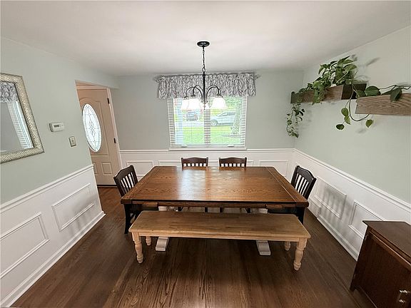 4th image of 317 Noel Dr
