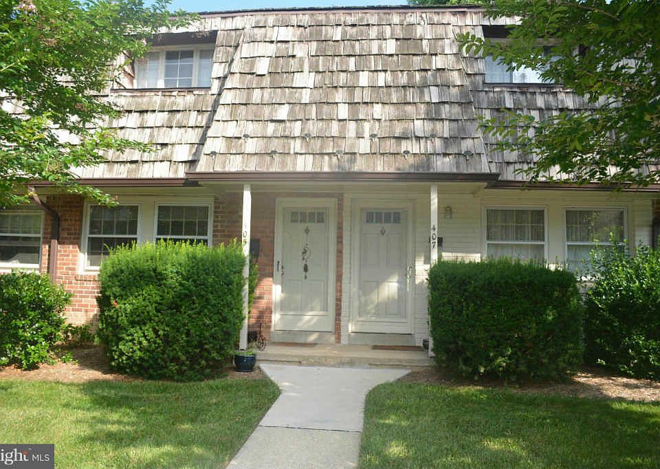 1st image of 407 Hampton Ct #149