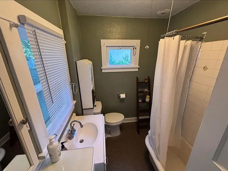 103 S Meridith Ave — Photo 11