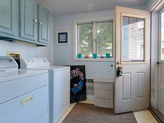 5th image of 36 Dixon St