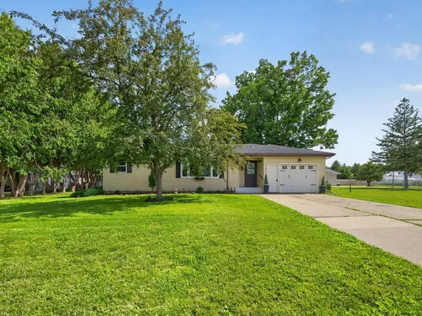 416 Smith St, Spring Valley, MN 55975