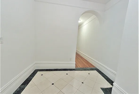 Rented by CitySites Real Estate Group | media 3