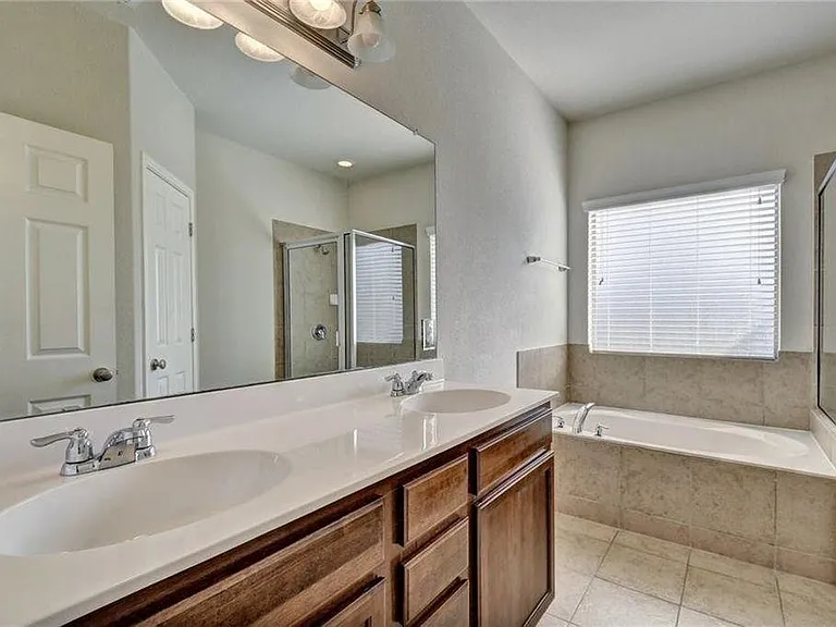 11400 W Parmer Ln #83 — Photo 9