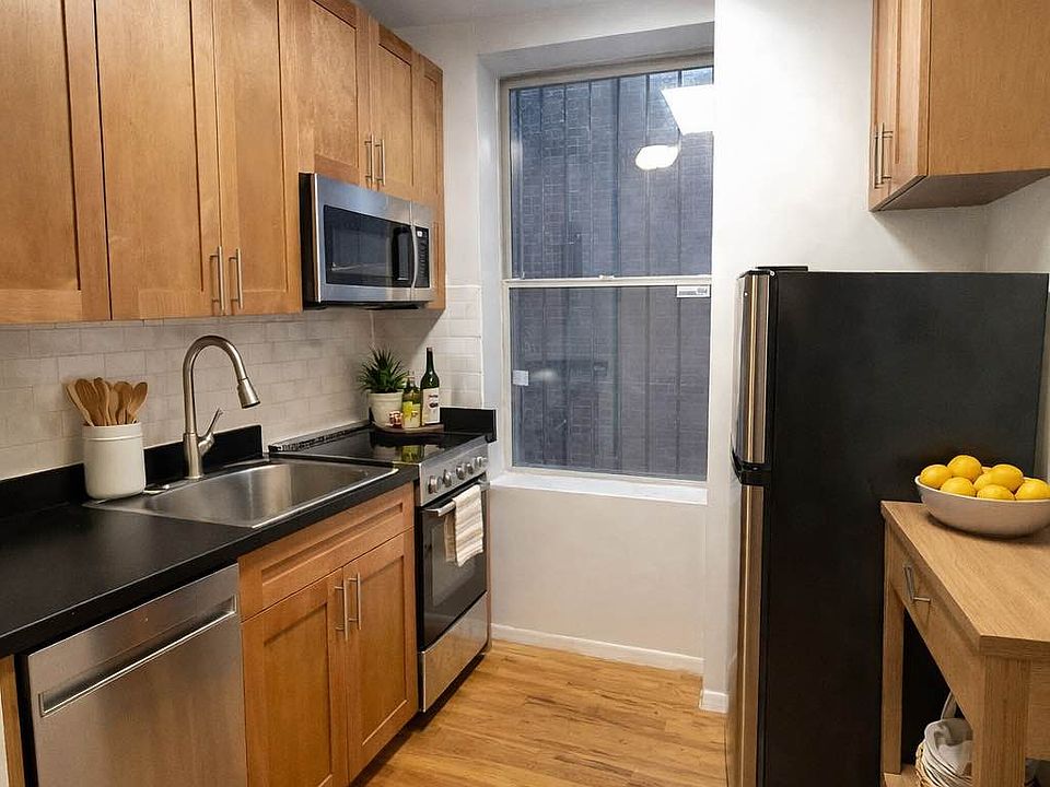 2nd image of 417 E 74th St APT 1