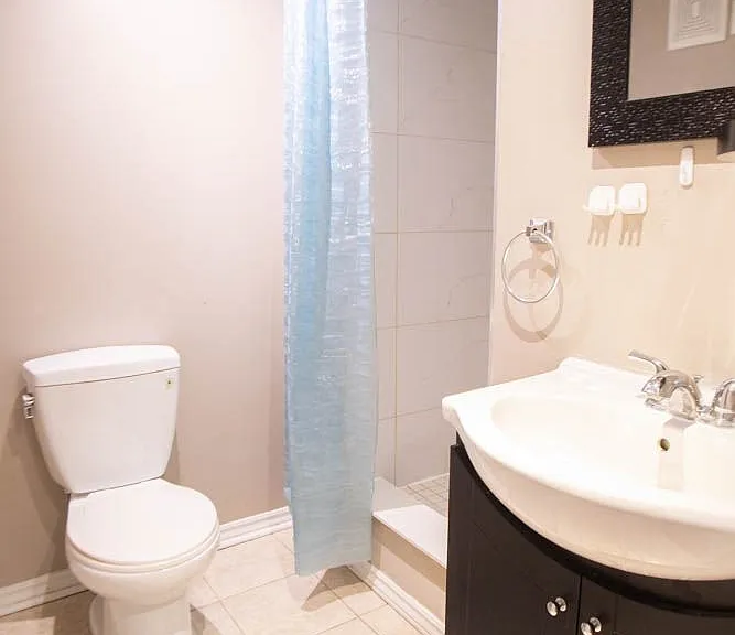 126 Longford Dr — Photo 21