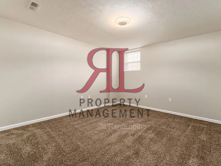 5807 Bridgehampton Dr — Photo 28