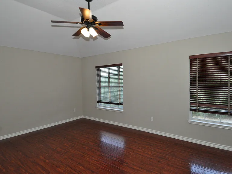 12427 Zeller Ln — Photo 15