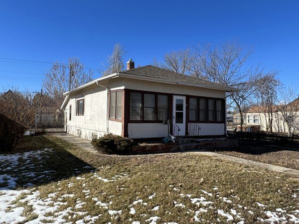 711 N Custer Ave, Miles City, MT 59301